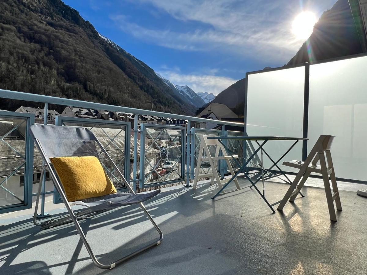 Centre Ville, T2 Avec Terrasse Et Parking Couvert. Cauterets Eksteriør billede
